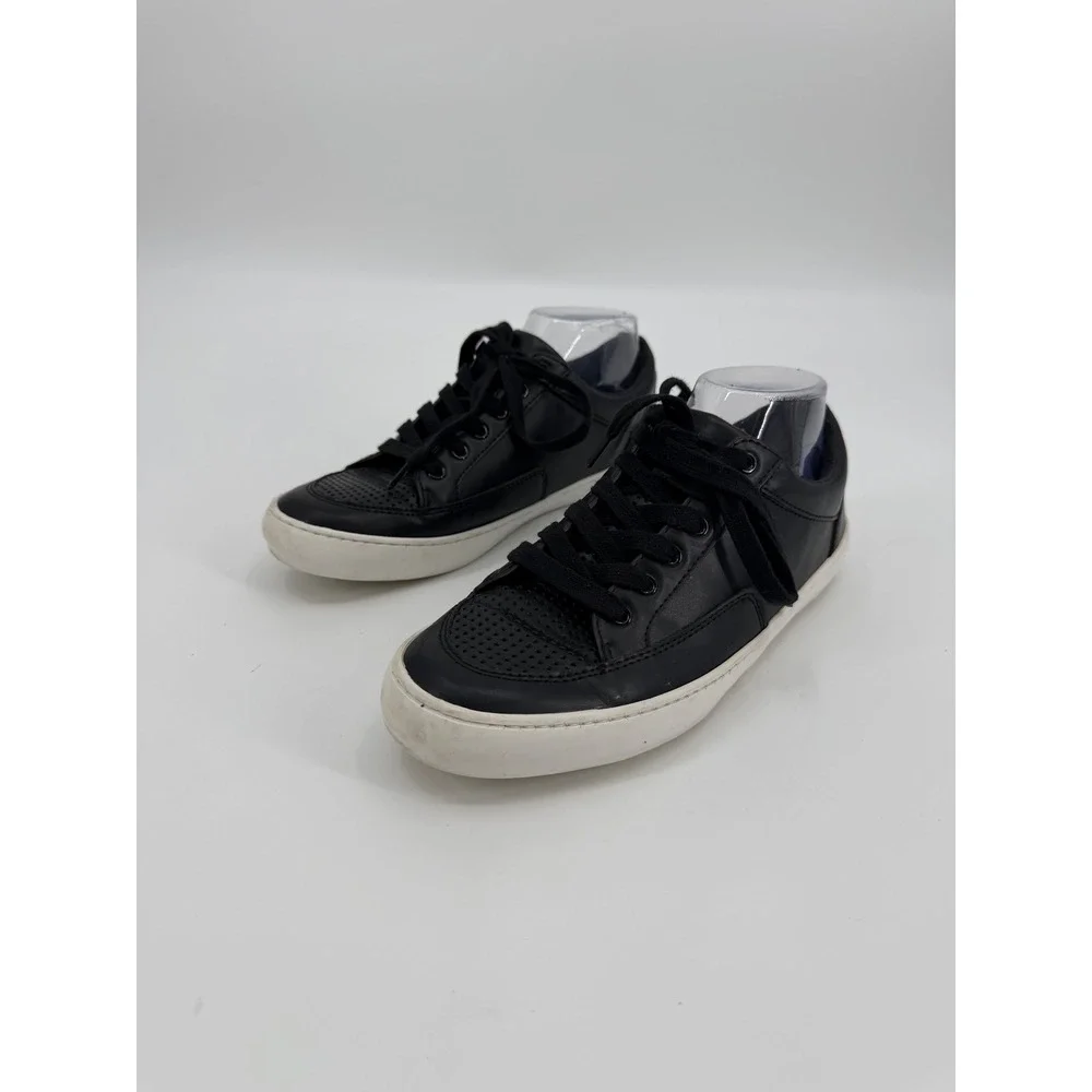Banana Republic Perforated Leather Sneakers Black Low Top Mens 8.5 S/532893-01